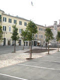 Vista con il monumento ai caduti